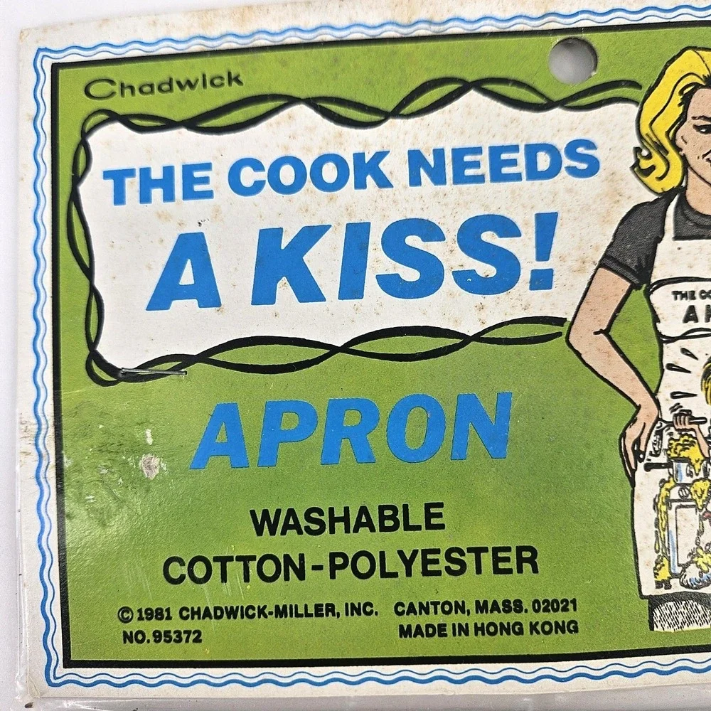 Vintage 1981 Novelty Chef Needs A Kiss Funny Apron NOS‎ Cartoon Gift